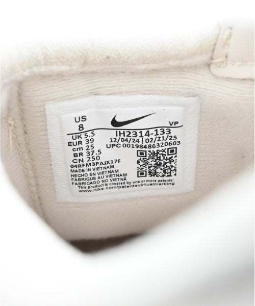 NIKE รองเท้าผ้าใบ