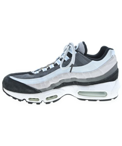 NIKE รองเท้าผ้าใบ