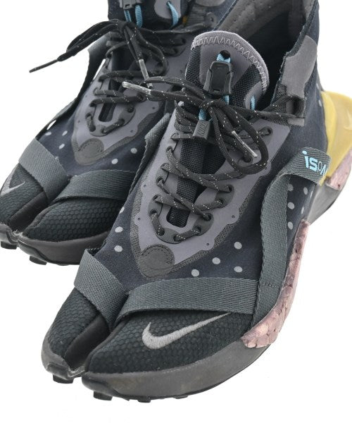 NIKE รองเท้าผ้าใบ