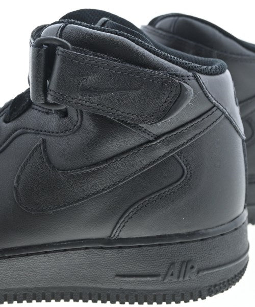 NIKE รองเท้าผ้าใบ