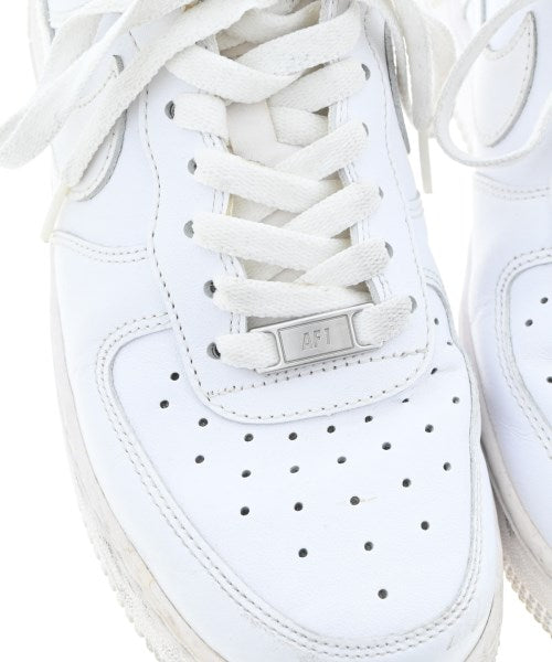 NIKE รองเท้าผ้าใบ