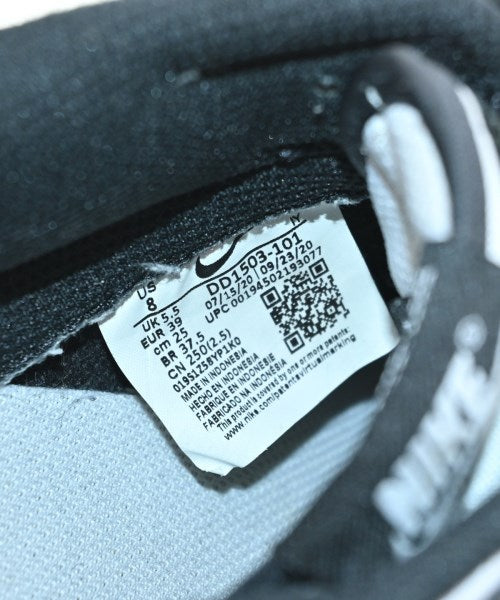 NIKE รองเท้าผ้าใบ