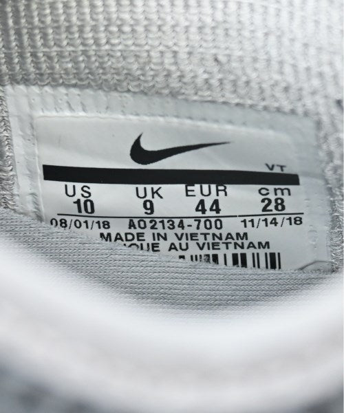 NIKE รองเท้าผ้าใบ