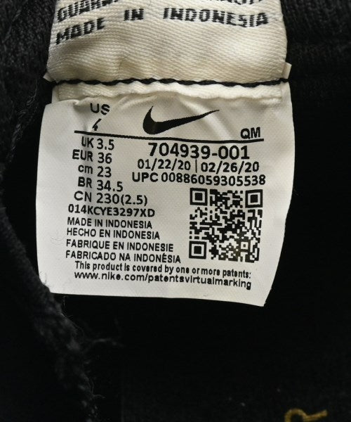 NIKE รองเท้าผ้าใบ