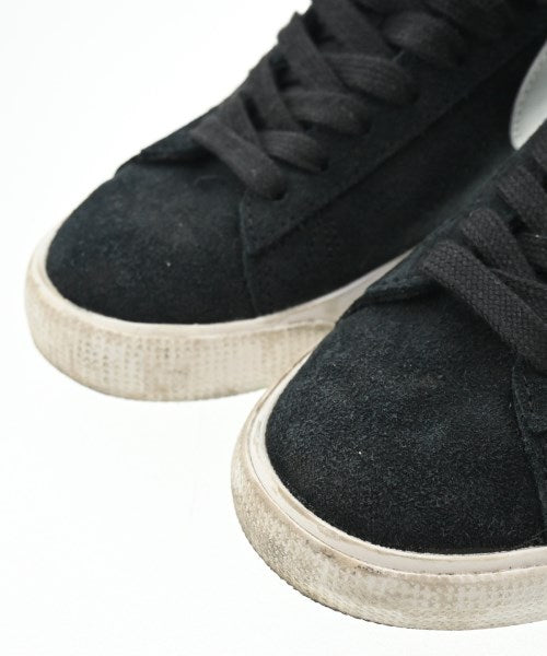 NIKE รองเท้าผ้าใบ