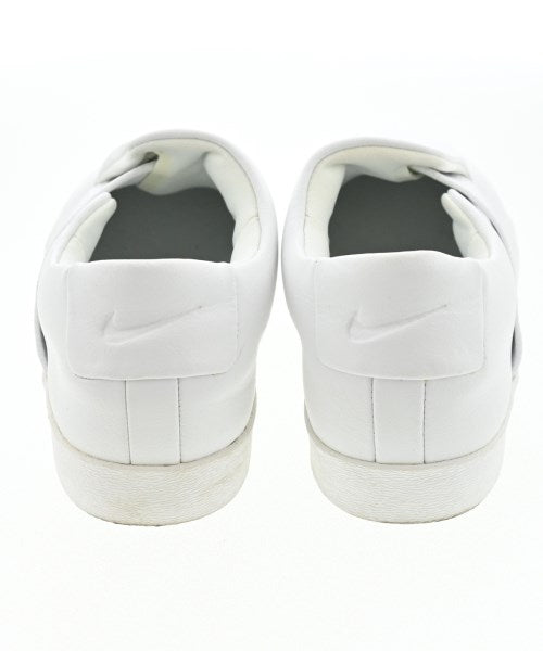 NIKE รองเท้าผ้าใบ