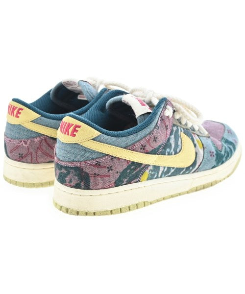 NIKE รองเท้าผ้าใบ