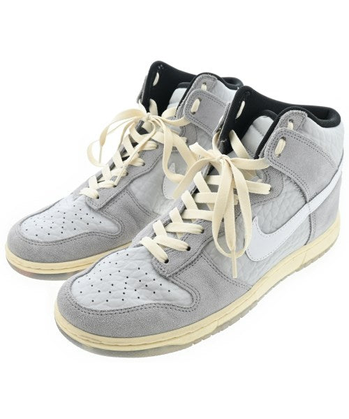 NIKE รองเท้าผ้าใบ