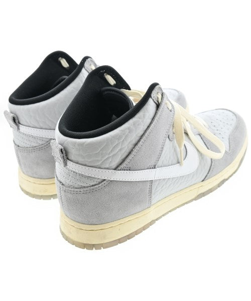 NIKE รองเท้าผ้าใบ