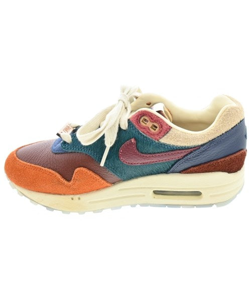 NIKE รองเท้าผ้าใบ