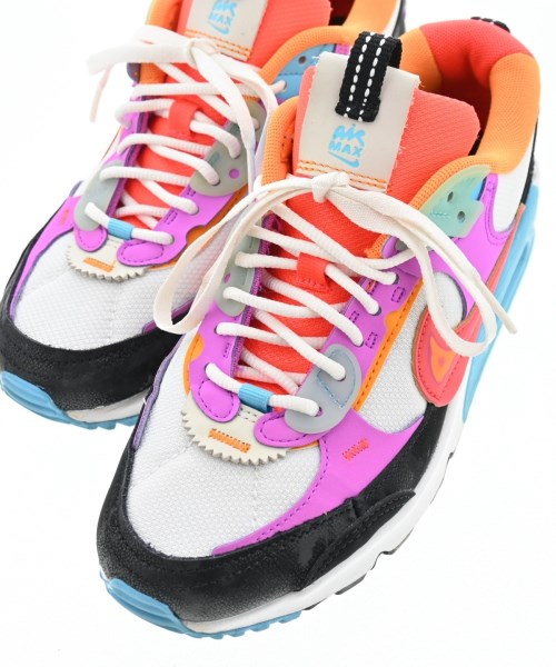 NIKE รองเท้าผ้าใบ