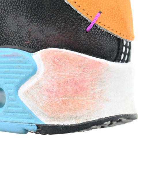 NIKE รองเท้าผ้าใบ