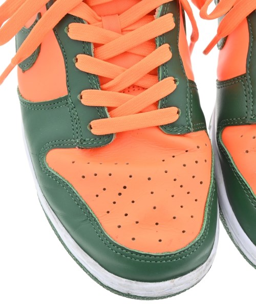 NIKE รองเท้าผ้าใบ