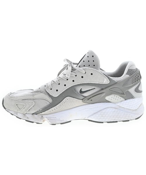 NIKE รองเท้าผ้าใบ