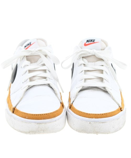 NIKE รองเท้าผ้าใบ