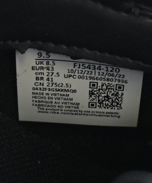 NIKE รองเท้าผ้าใบ