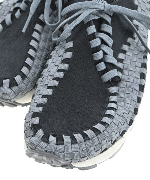 NIKE รองเท้าผ้าใบ