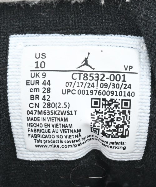 NIKE รองเท้าผ้าใบ