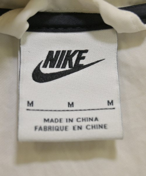 NIKE แจ็คเก็ตเบลาส์ อื่น
