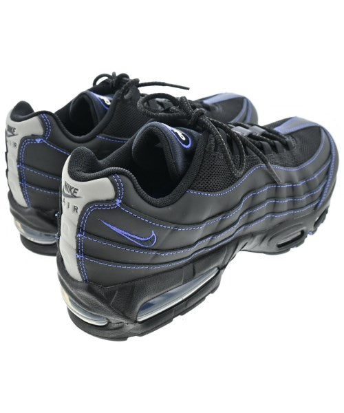NIKE รองเท้าผ้าใบ