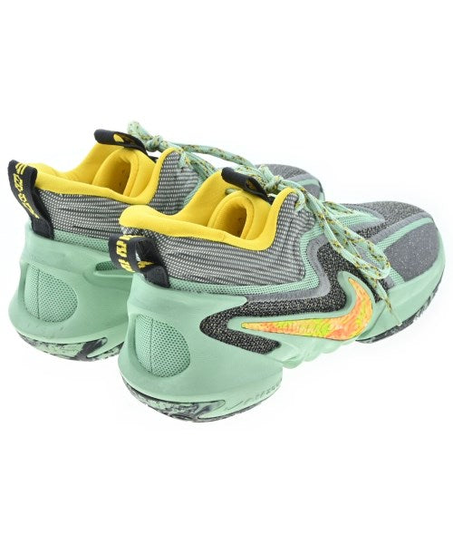 NIKE รองเท้าผ้าใบ