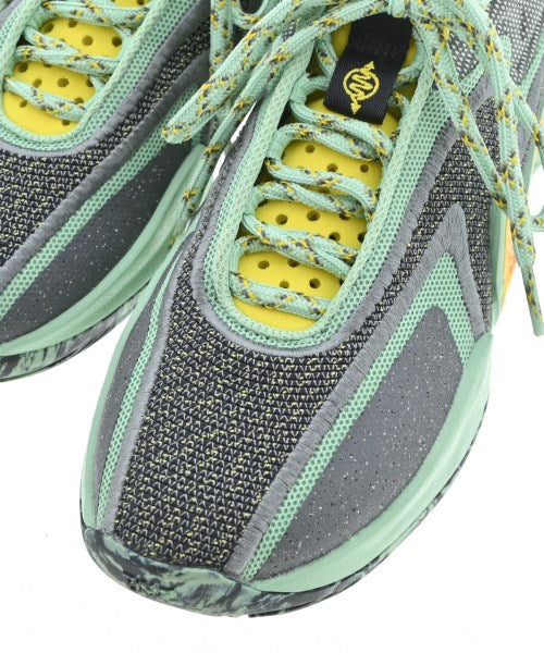 NIKE รองเท้าผ้าใบ