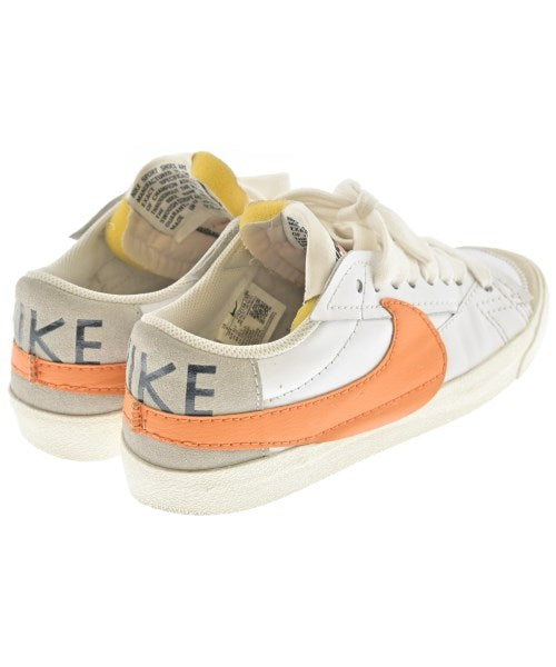 NIKE รองเท้าผ้าใบ