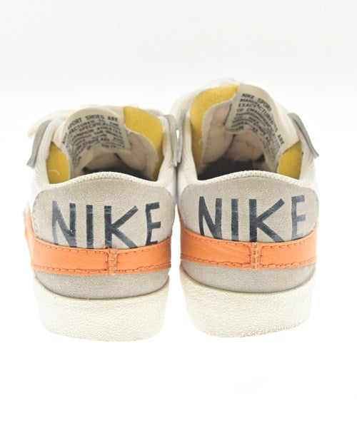 NIKE รองเท้าผ้าใบ