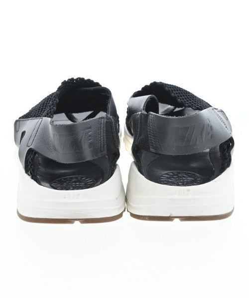 NIKE รองเท้าแตะ
