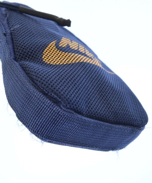 NIKE กระเป๋าสะพาย