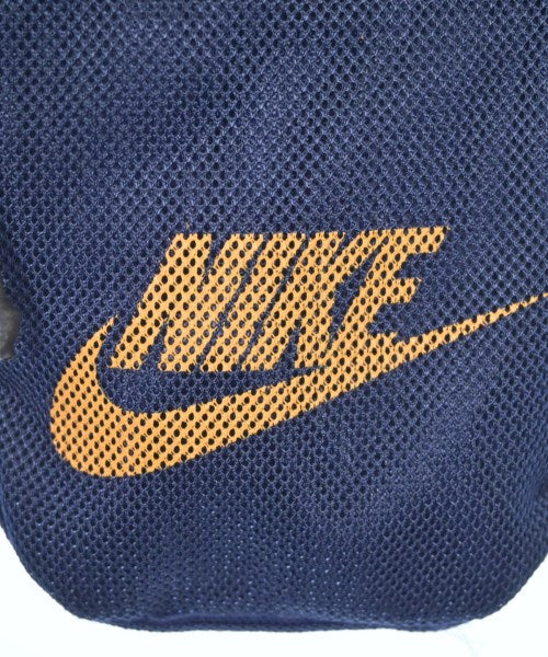 NIKE กระเป๋าสะพาย