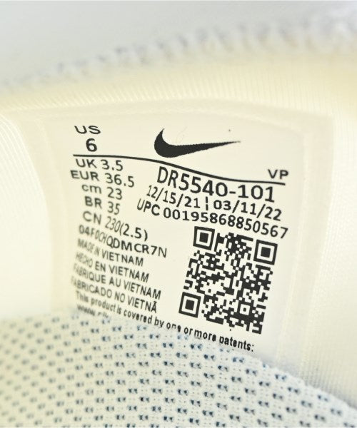 NIKE รองเท้าผ้าใบ