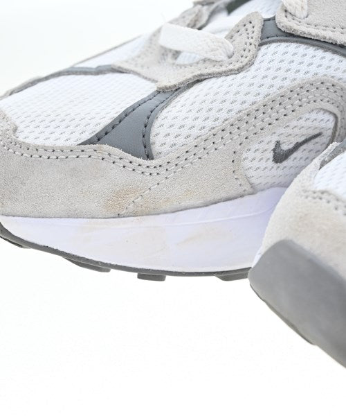 NIKE รองเท้าผ้าใบ
