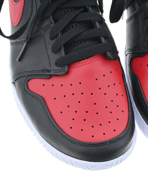 NIKE รองเท้าผ้าใบ