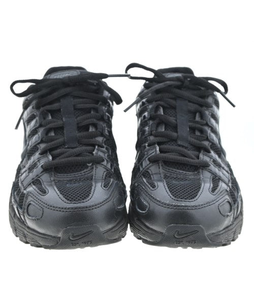 NIKE รองเท้าผ้าใบ