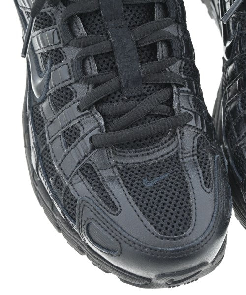 NIKE รองเท้าผ้าใบ