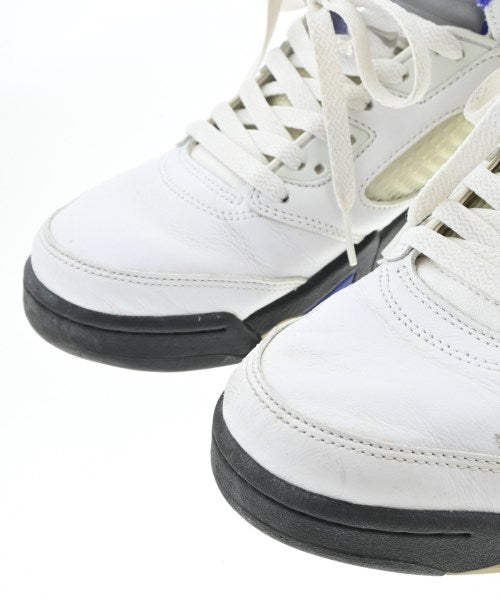 NIKE รองเท้าผ้าใบ