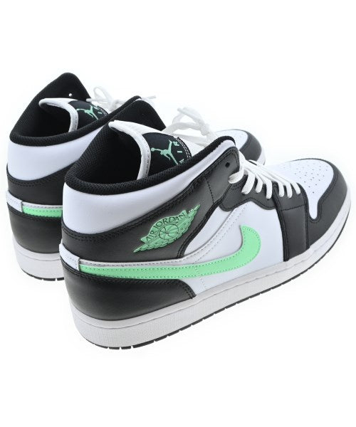 NIKE รองเท้าผ้าใบ