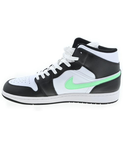 NIKE รองเท้าผ้าใบ