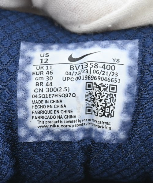 NIKE รองเท้าผ้าใบ