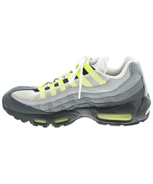 NIKE รองเท้าผ้าใบ