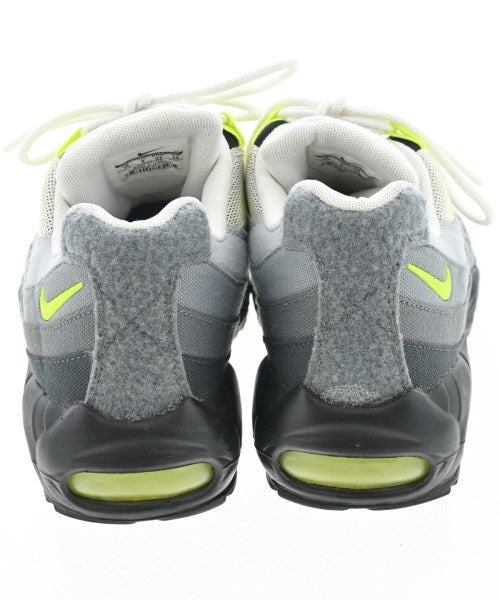 NIKE รองเท้าผ้าใบ