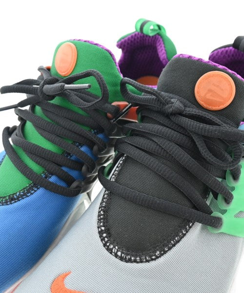 NIKE รองเท้าผ้าใบ