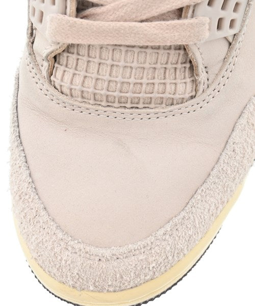 NIKE รองเท้าผ้าใบ