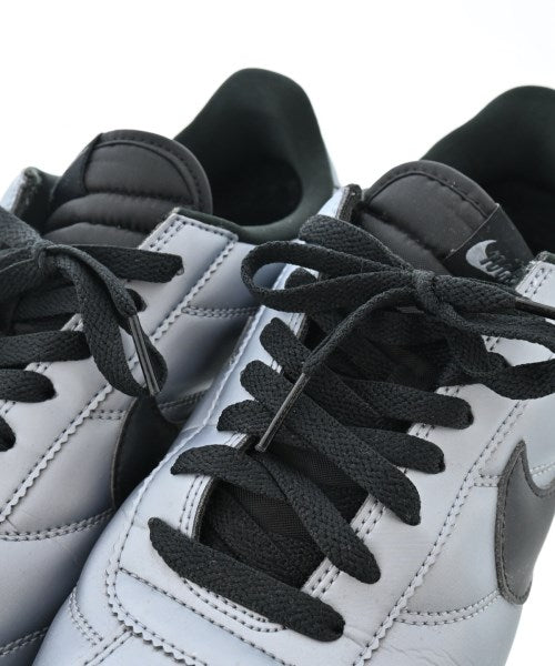 NIKE รองเท้าผ้าใบ