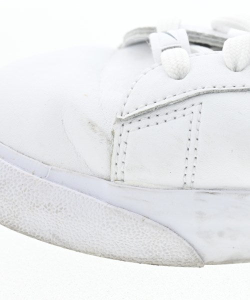 NIKE รองเท้าผ้าใบ