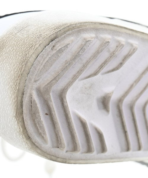 NIKE รองเท้าผ้าใบ