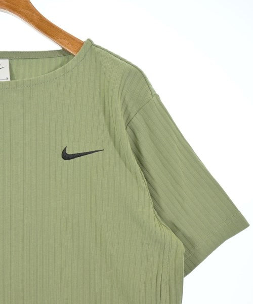 NIKE เสื้อยืด/เสื้อท็อปส์
