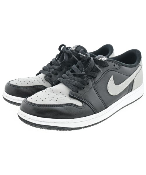 NIKE รองเท้าผ้าใบ