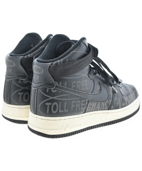 NIKE รองเท้าผ้าใบ